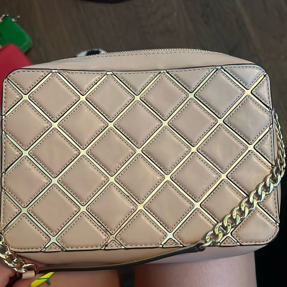 Micheal kors cross body bag